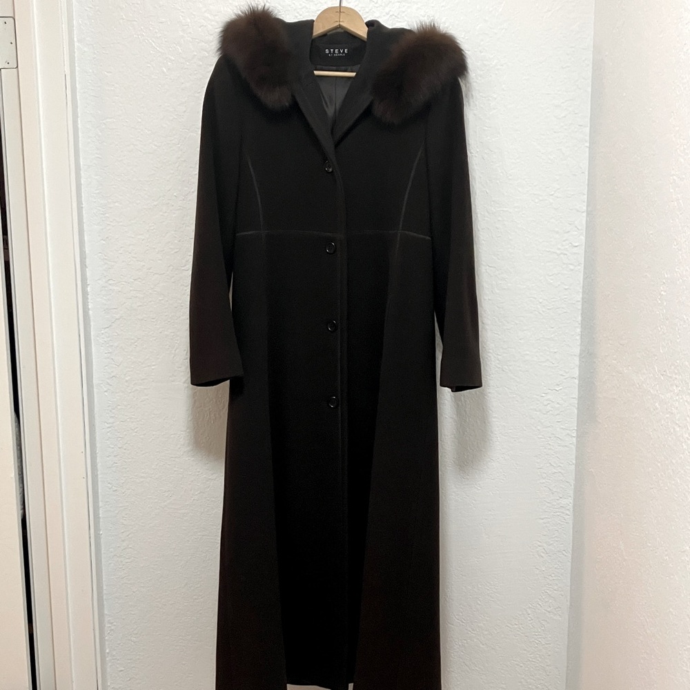 Steve by Searle Cashmere Wool Coat w/fur - Picture 8 of 10